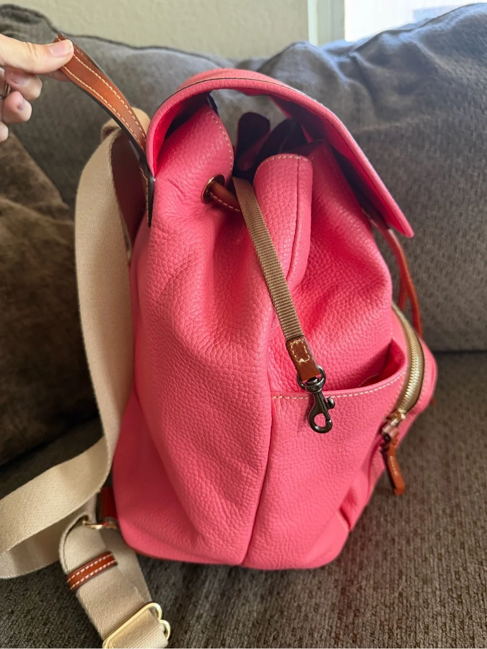 Dooney & Bourke stylish pink